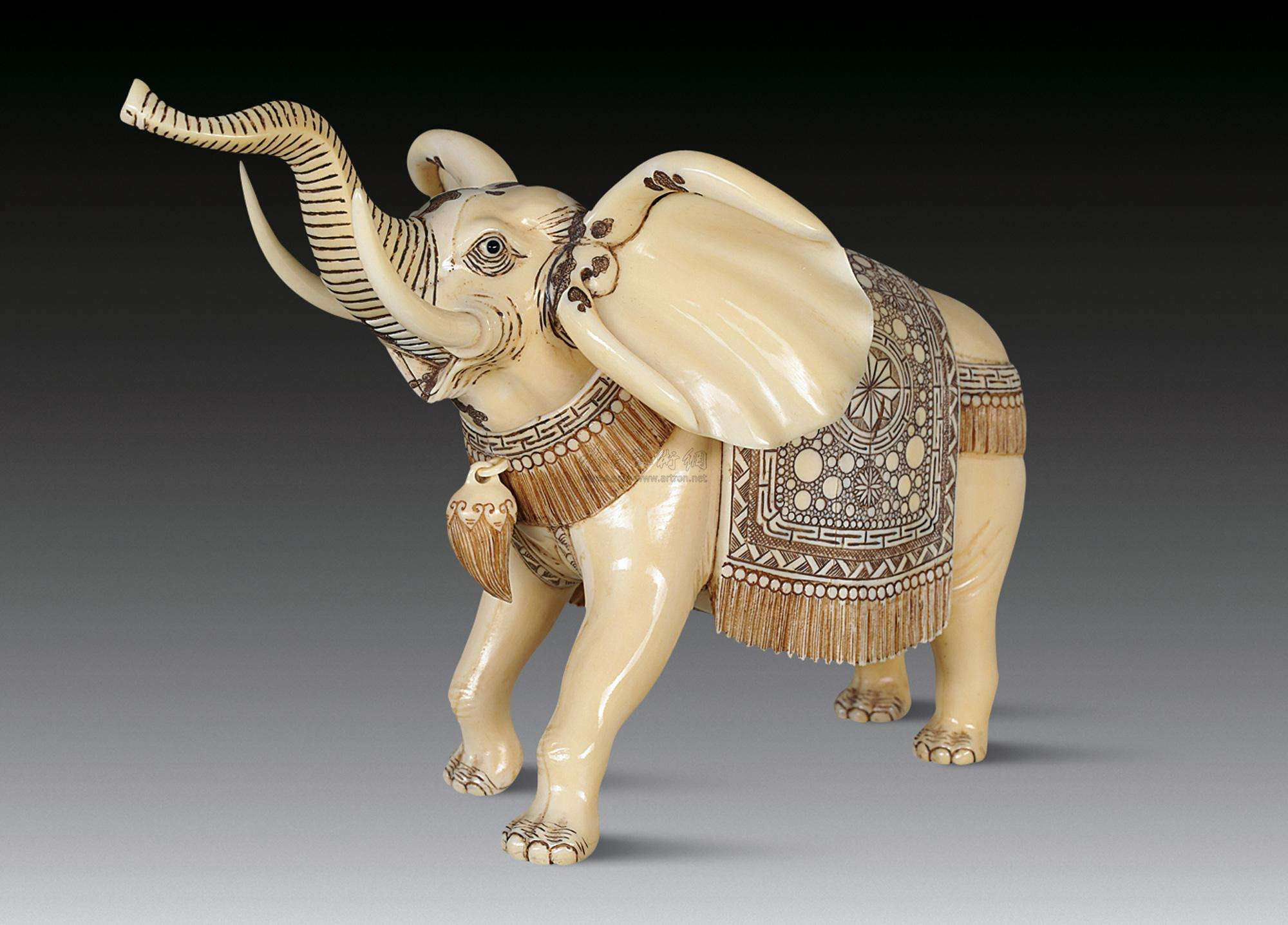 辦公寫字臺風水詳解，什么擺件能提升事業運？(圖2)